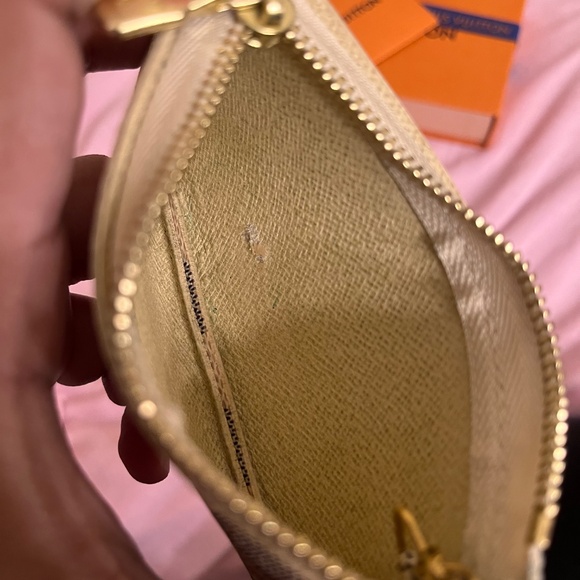 Louis Vuitton Key Pouch - Picture 7 of 7